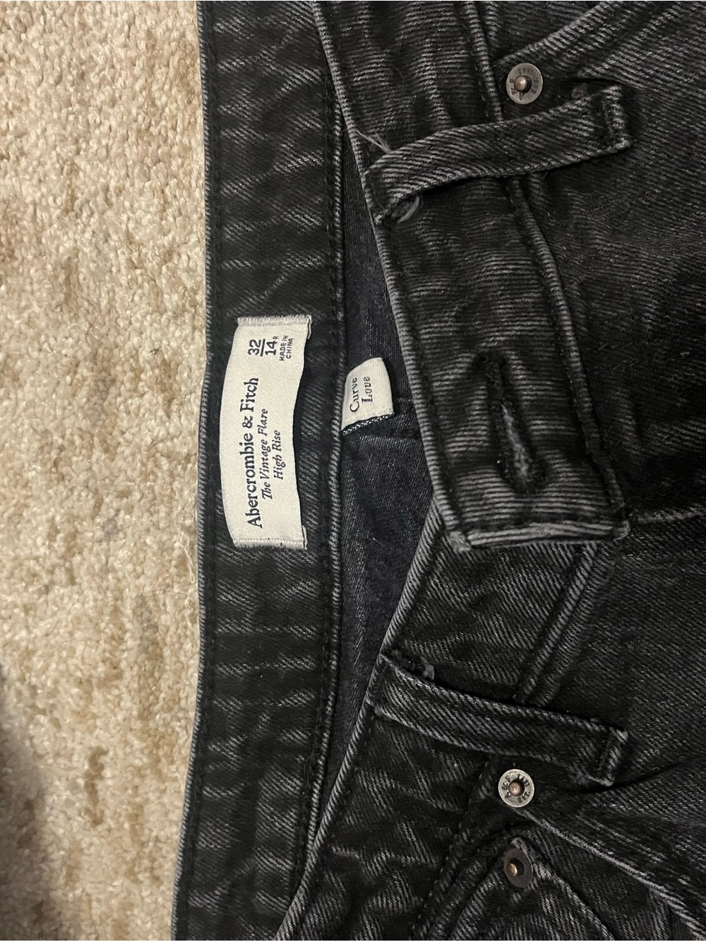 Abercrombie & Fitch Slim Women’s Curve Love Jeans in Washed Black